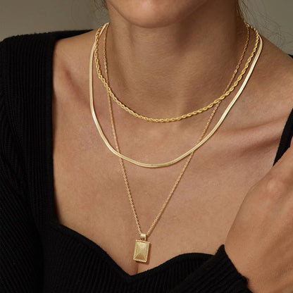 Simple Twisted Circle Stackable Pendant